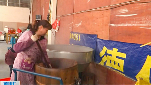 水口镇：油茶高产 茶油醇香 - 憨鼠网