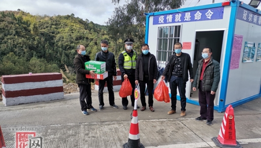 战“疫”路上有温暖 众人齐心抗疫情 - 憨鼠网
