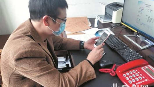 足不出户打官司 半个小时解纠纷 - 憨鼠网