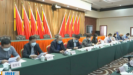 县四套班子领导务虚会召开 - 憨鼠网