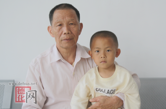 关于李伟城的入户公告 - 憨鼠网