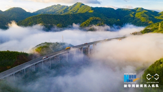 【“飞阅”中国】福建德化：云上“天路” 车行画中 - 憨鼠网