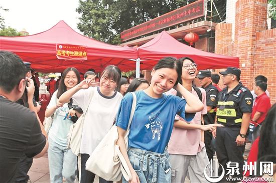 今年普通高考顺利结束  预计7月24日公布成绩 - 憨鼠网