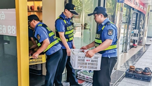 持续开展市容市貌整治 - 憨鼠网