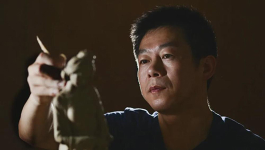 邱桂还：遨游艺术之河 自觉探索创新 - 憨鼠网