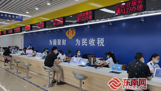 德化县行政服务中心：擦亮文明窗口 让服务更便民 - 憨鼠网