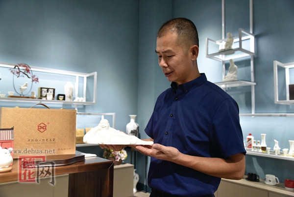 陈金通：精于工 匠于心 - 憨鼠网