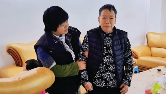 陈冬梅：“婆婆也是妈，我要孝顺她” - 憨鼠网