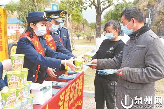 泉州公路人：以周到服务温暖回家路 - 憨鼠网