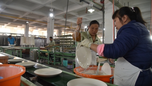 德化:确保工业经济一季度开门红 - 憨鼠网