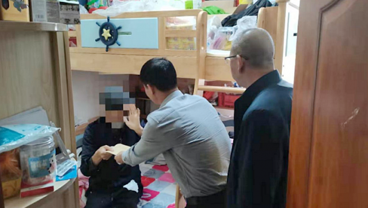 走访社区矫正对象 慰问帮扶温暖人心 - 憨鼠网