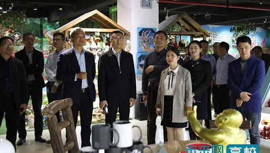 华侨大学走访德化县商讨校地校企合作 - 憨鼠网