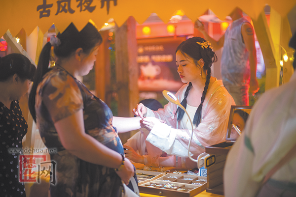 古风夜市激活德化“夜经济” - 憨鼠网