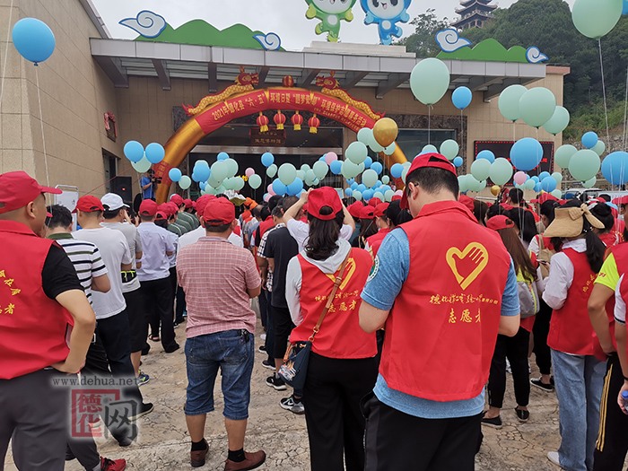 宣传环保知识 倡导低碳生活 - 憨鼠网