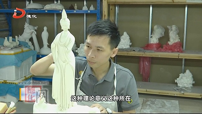 郑建忠：基于传统 传承创新 - 憨鼠网
