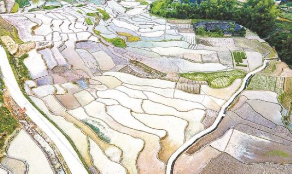 福建德化：传统村落美如画 - 憨鼠网