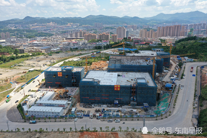 中国陶瓷电商物流园首期封顶 - 憨鼠网