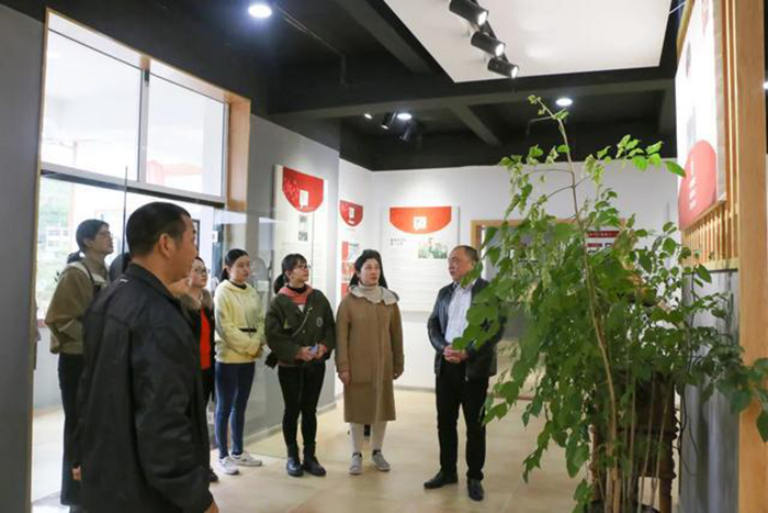 县人民检察院组织干警开展党史学习教育主题党日活动 - 憨鼠网