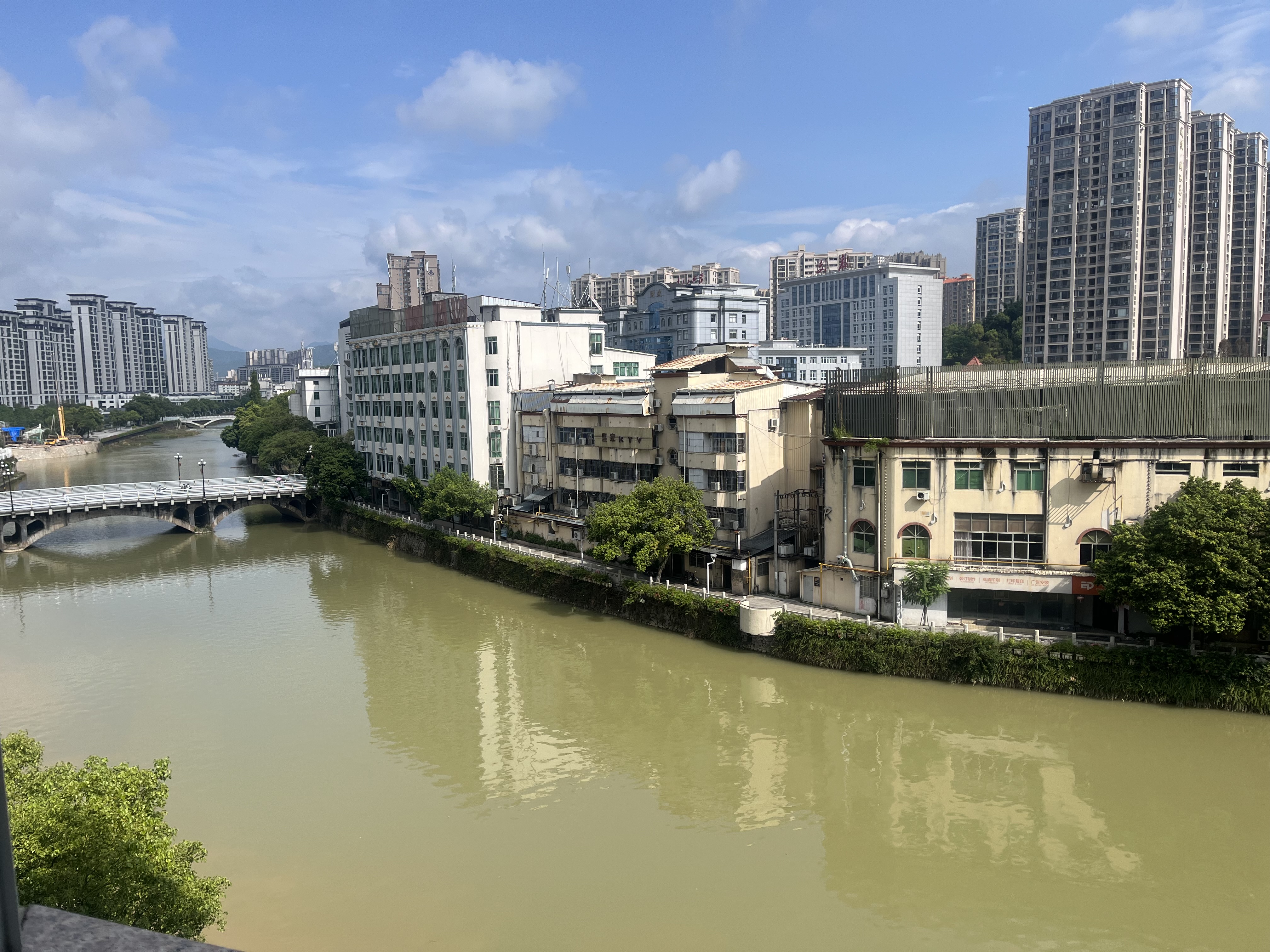 南门商业综合楼b栋  139.00㎡ 115万元 - 德化房产
