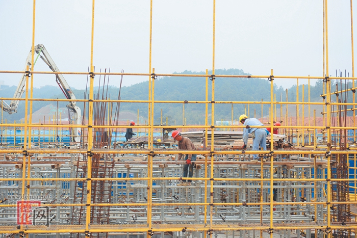 跑出项目建设“加速度” - 憨鼠网