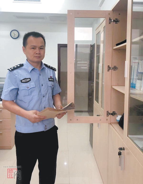 陈建安：深怀爱民之心 恪守为民之责 - 憨鼠网