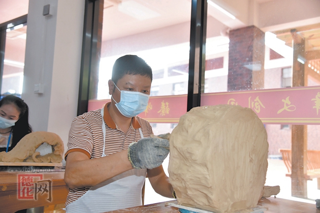 第四届泉州市工艺美术大师现场创作考评活动举行 - 憨鼠网