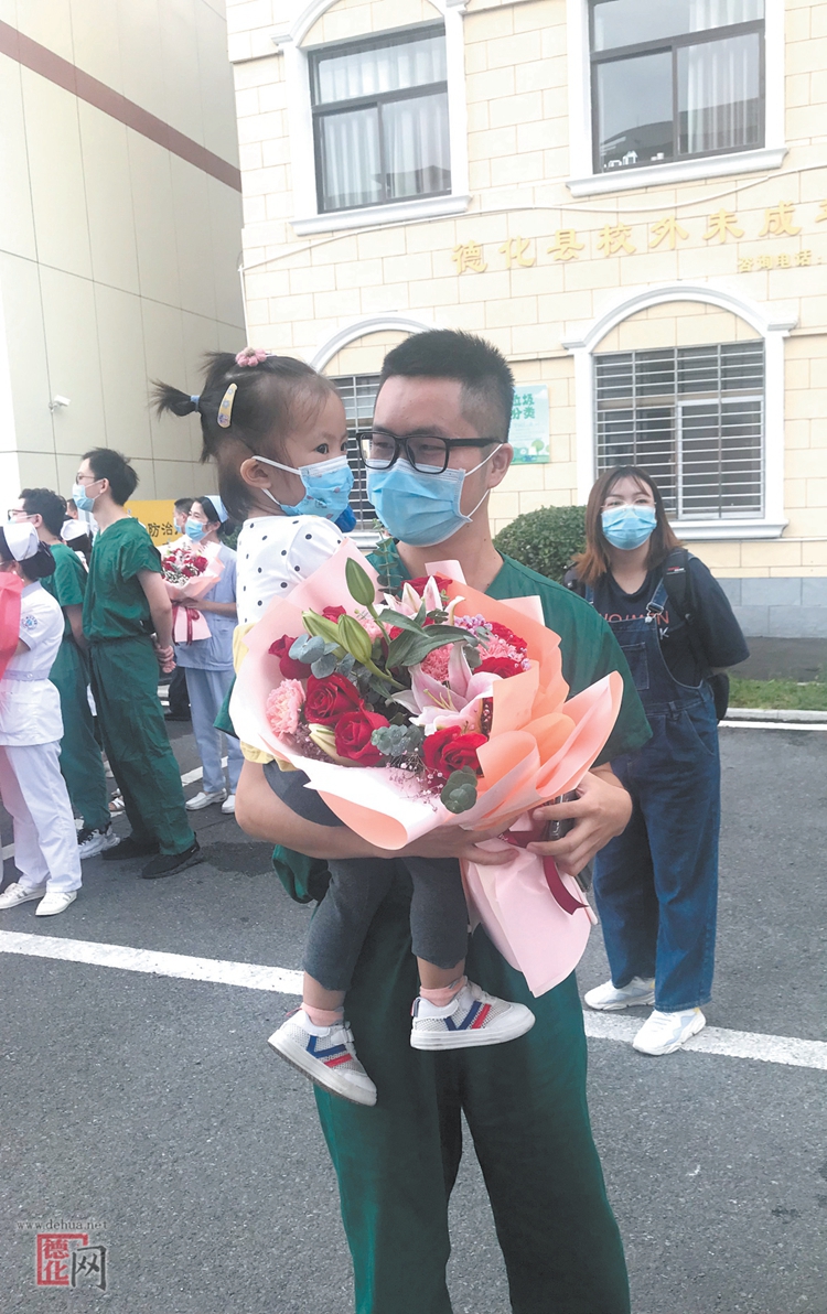 曾是一个兵 抗疫我先行!——记县中医院抗疫战士陈龙晖 - 憨鼠网